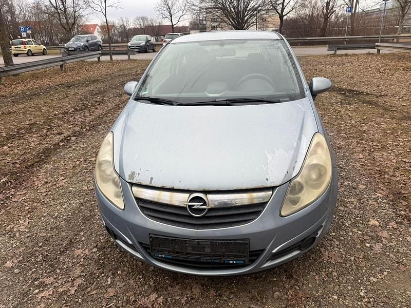Gebraucht Opel Corsa 80 PS (58 kW) 2008 Andere farben Kleinwagen