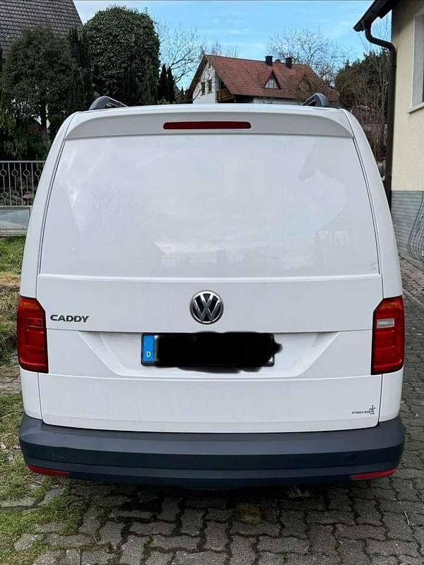 Używany VW Caddy Maxi 102 KM (75 kW) 2020 Biały Minivan