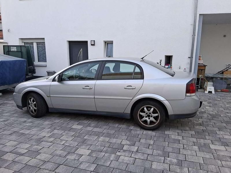 Gebraucht Opel Vectra 120 PS (88 kW) 2005 Silber Limousine