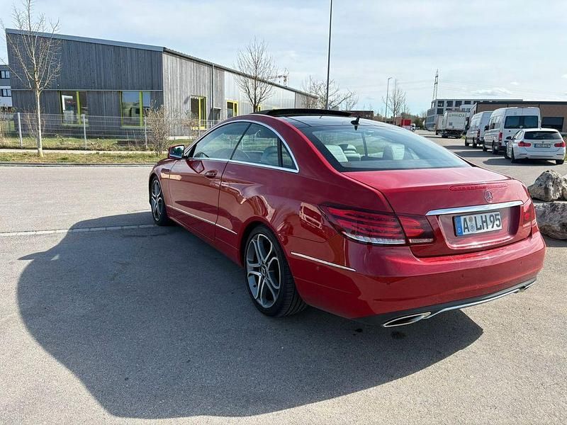 Second-hand Mercedes E250 211 CP (155 kW) 2013 Roșu Coupe