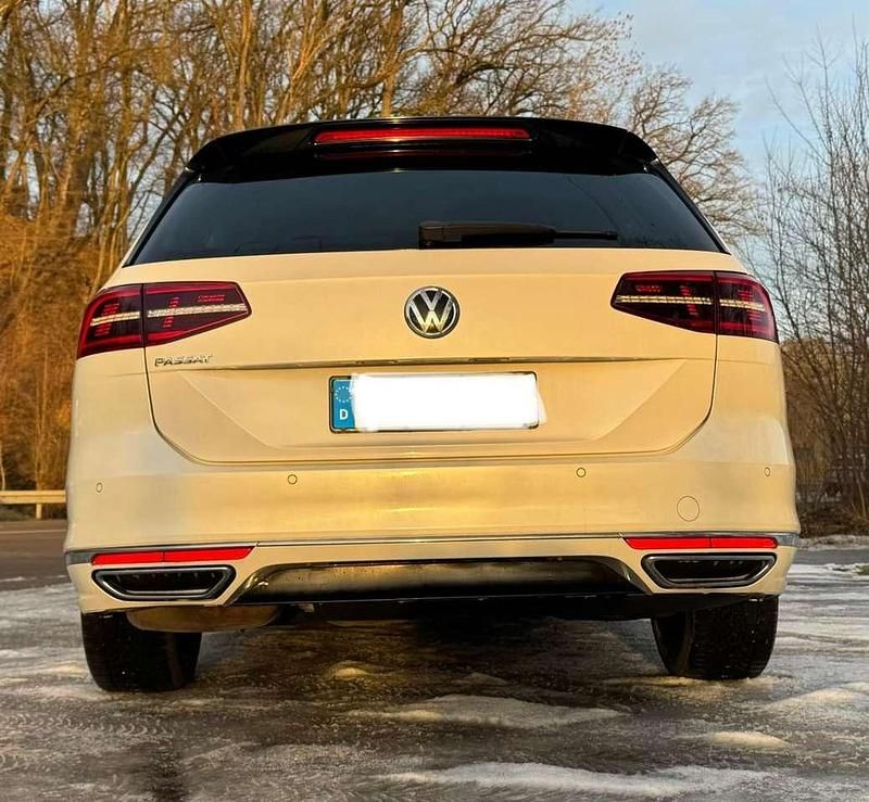 Gebraucht VW Passat Highline 190 PS (139 kW) 2015 Weiß Kombi