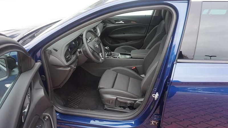 Gebraucht Opel Insignia Elegance 174 PS (127 kW) 2020 Nautic blau Kombi