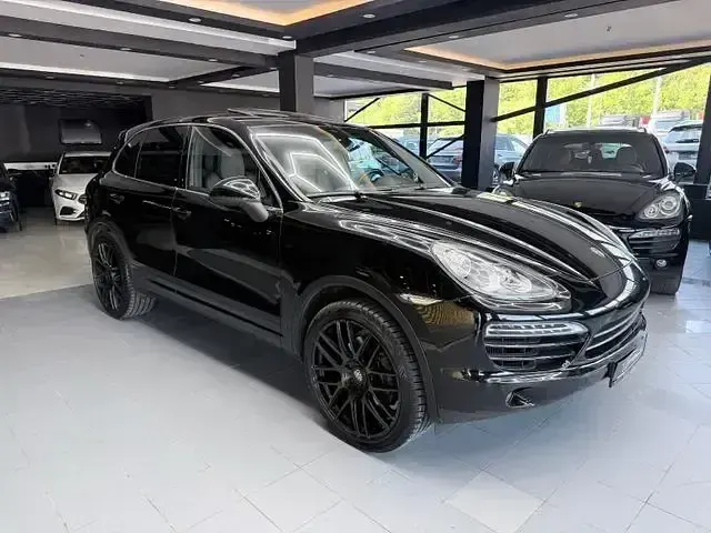Gebraucht Porsche Cayenne 245 PS (180 kW) 2013 Schwarz SUV