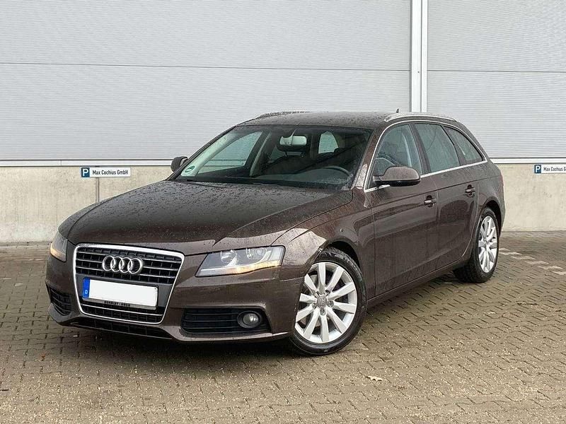 Gebraucht Audi A4 Ambiente 170 PS (125 kW) 2011 Braun Kombi