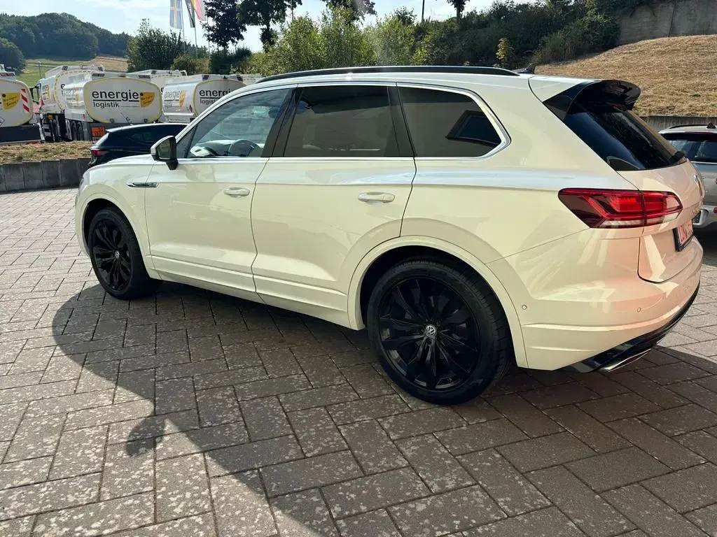 Gebraucht VW Touareg R-line 286 PS (210 kW) 2018 Weiß SUV
