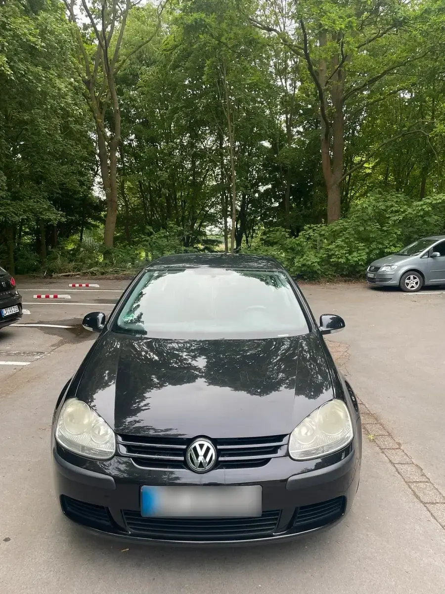 Gebraucht VW Golf V 75 PS (55 kW) 2005 Schwarz Kleinwagen