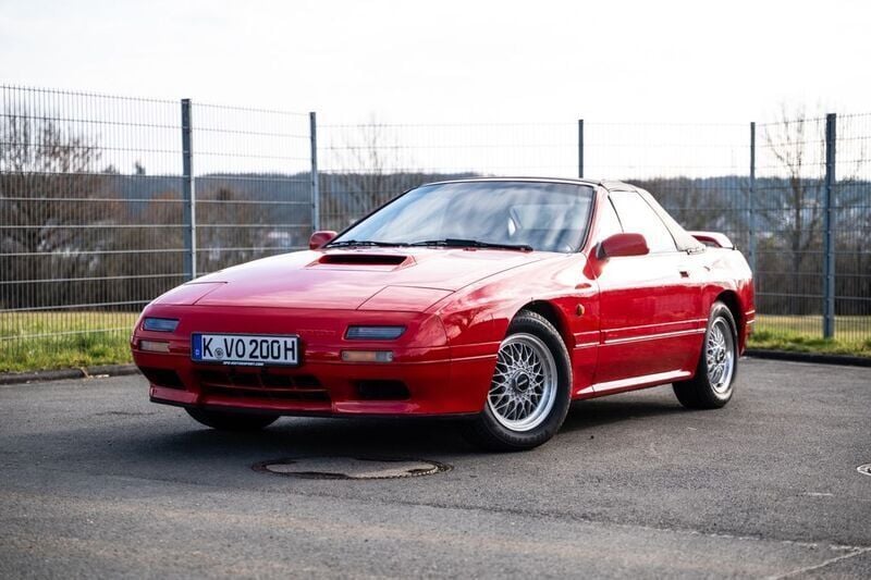 Rot Gebraucht 1990 Mazda RX7 Kleinwagen | 23.900 € - Bild 1/4