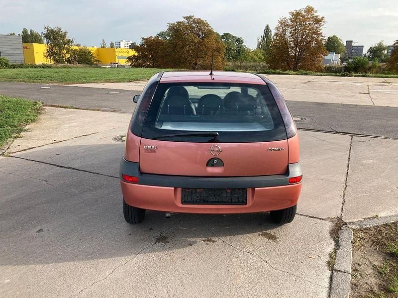 Gebraucht Opel Corsa 58 PS (42 kW) 2001 Rot Kleinwagen