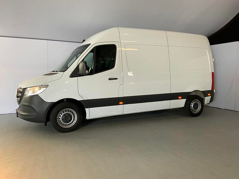 Gebraucht Mercedes Sprinter 150 PS (110 kW) 2023 Arktikweiß Van
