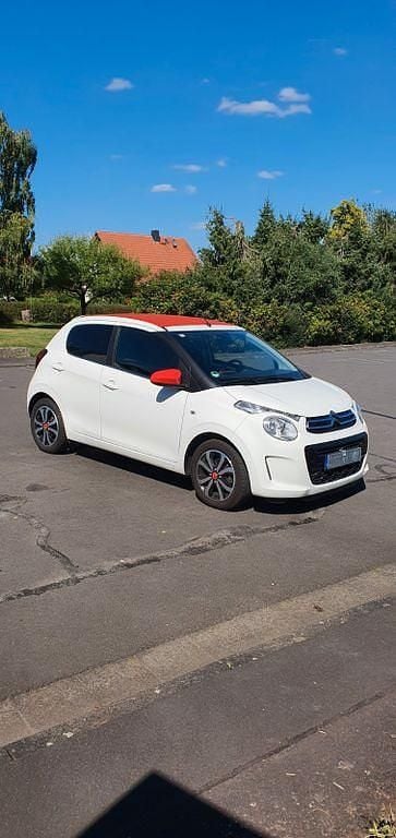 Schwarz Gebraucht 2021 Citroën C1 Shine Kleinwagen | 9.450 € (Guter Preis) - Bild 1/4