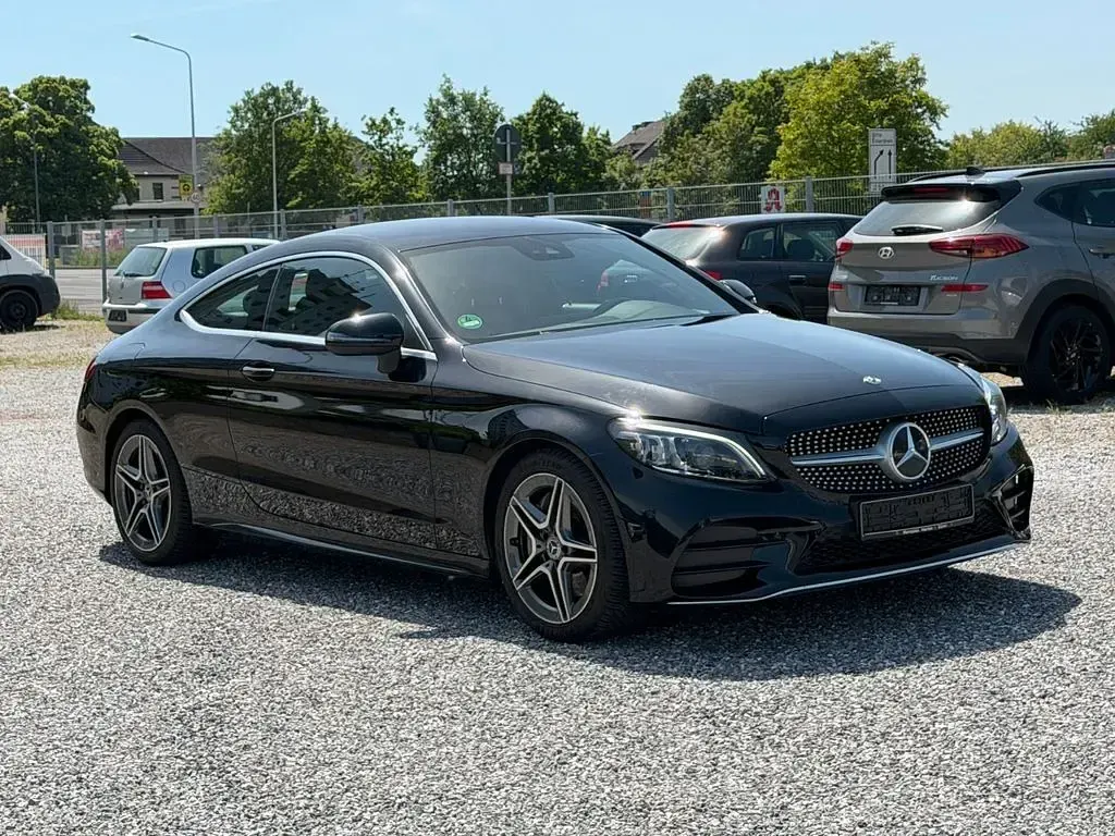 Gebraucht Mercedes C300 AMG line 245 PS (180 kW) 2021 Schwarz Coupé