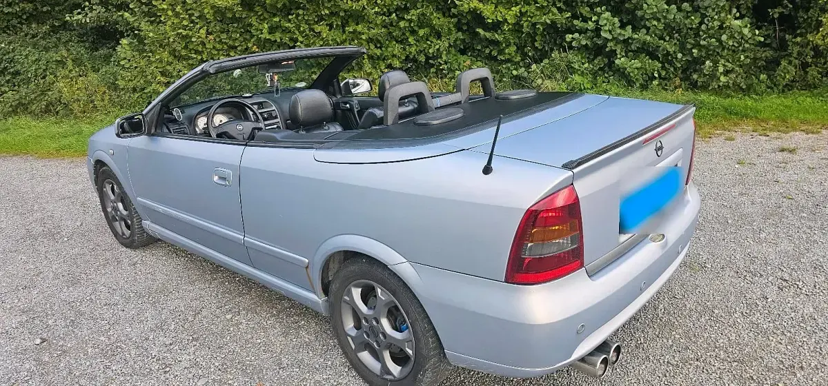 Gebraucht Opel Astra 125 PS (91 kW) 2001 Blau Cabrio