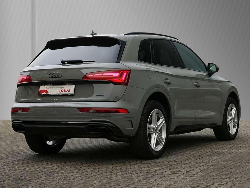 Gebraucht Audi Q5 S-Line 367 PS (269 kW) 2022 Grau SUV