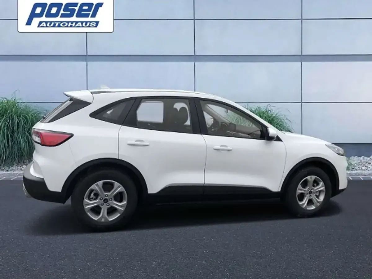 Gebraucht Ford Kuga Cool & Connect 224 PS (164 kW) 2024 Frostweiß SUV