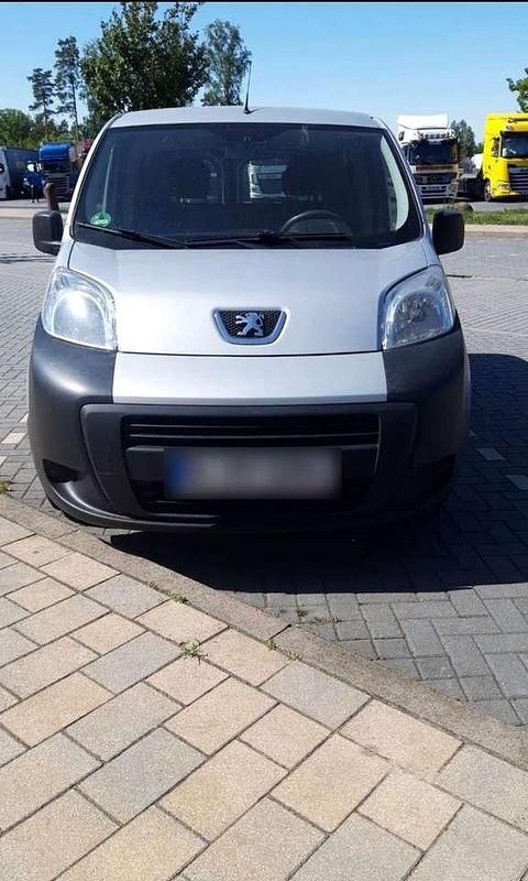 Gebraucht Peugeot Bipper 75 PS (55 kW) 2015 Silber Van / Kleinbus