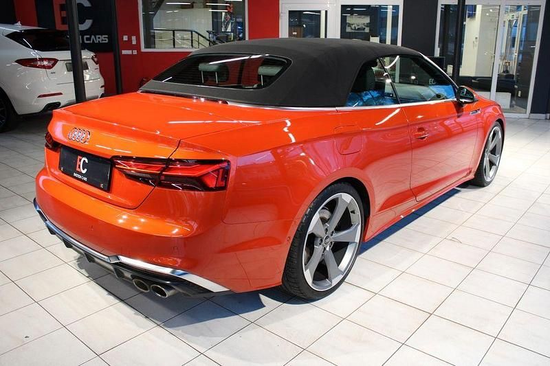 Gebraucht Audi S5 Cabriolet Sport 354 PS (260 kW) 2022 Orange Cabrio