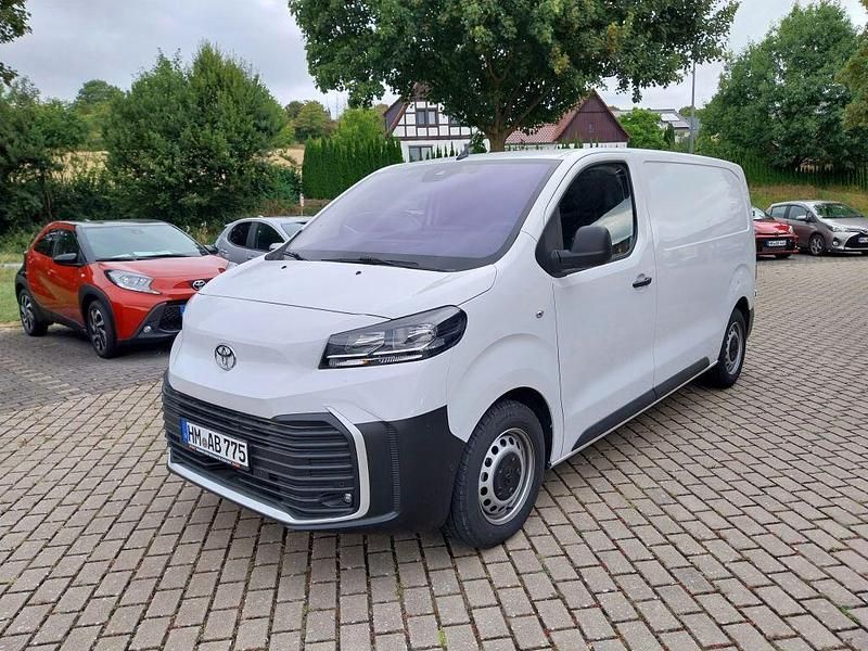 Icy white Gebraucht 2024 Toyota Proace Van | 32.990 € (Teuer) - Bild 1/4