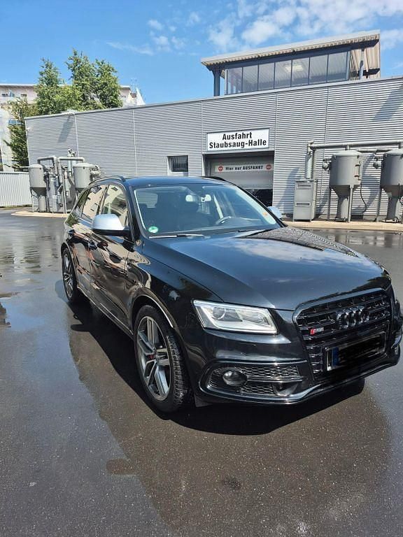 Schwarz Gebraucht 2015 Audi SQ5 Competition SUV | 21.900 € (Fairer Preis) - Bild 1/4