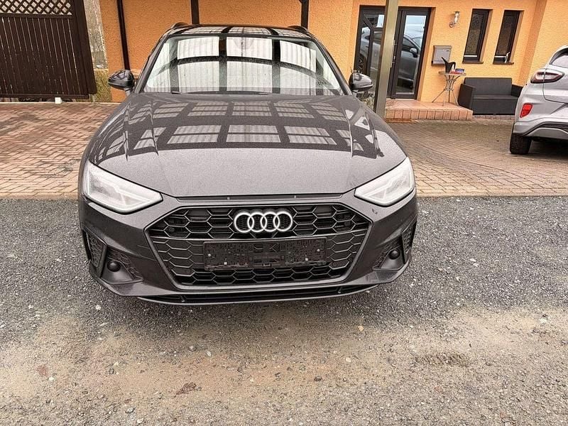 Gebraucht Audi A4 S-Line 150 PS (110 kW) 2023 Schwarz Limousine