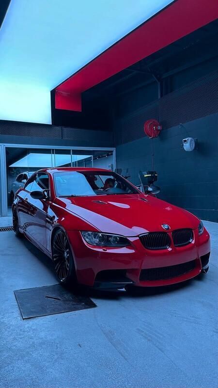 Rot Gebraucht 2009 BMW M3 Cabriolet Cabrio | 47.500 € - Bild 1/4