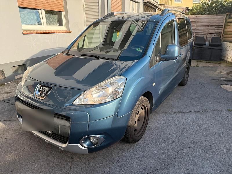 Blau Gebraucht 2010 Peugeot Partner Van / Kleinbus | 3.800 € (Guter Preis) - Bild 1/4