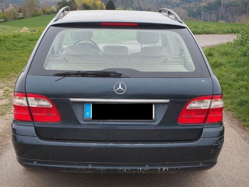Gebraucht Mercedes E350 272 PS (200 kW) 2005 Schwarz Limousine