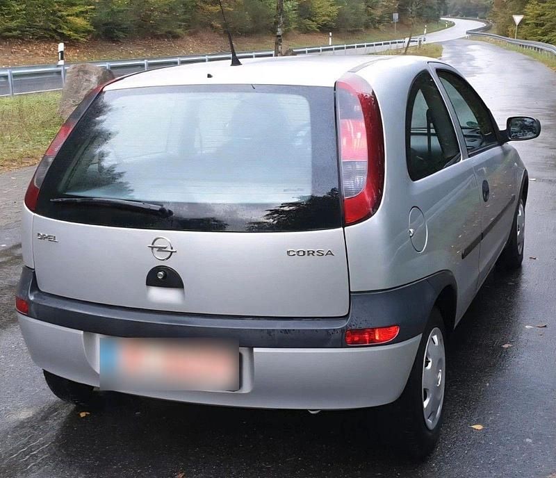 Gebraucht Opel Corsa 58 PS (42 kW) 2001 Silber Kleinwagen