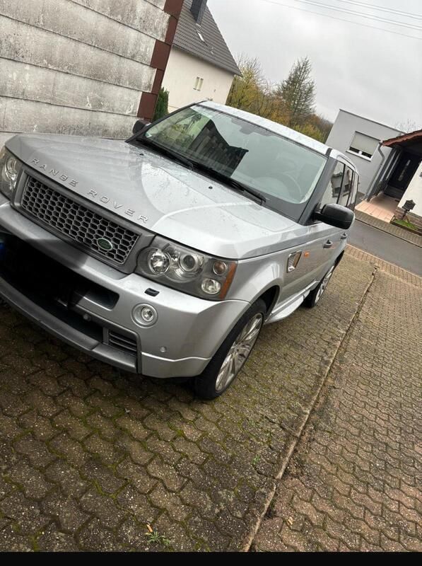 Grau Gebraucht 2006 Land Rover Range Rover Sport SUV | 6.500 € (Fairer Preis) - Bild 1/4