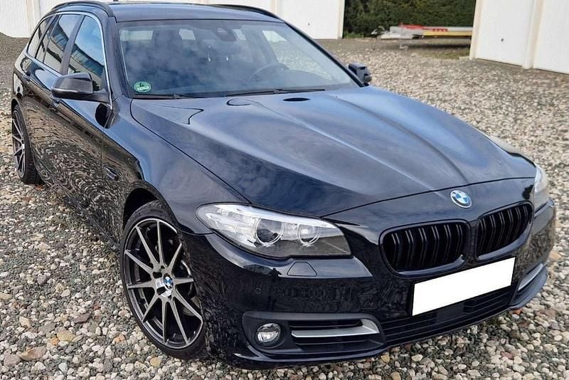Schwarz Gebraucht 2015 BMW 535 Comfort Edition Kombi | 22.900 € (Teuer) - Bild 1/4