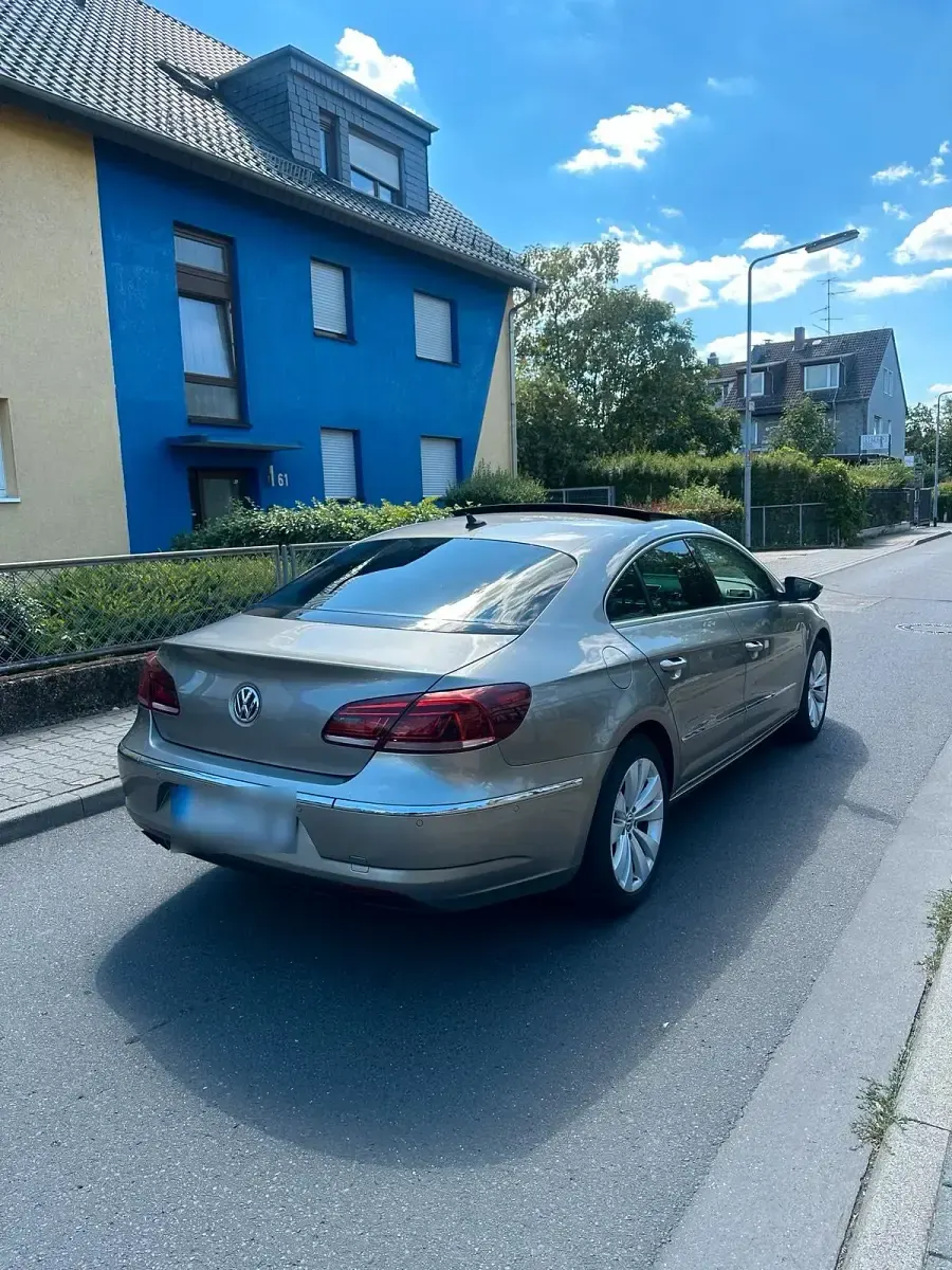 Gebraucht VW Passat 160 PS (117 kW) 2012 Beige Limousine