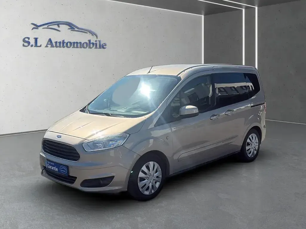 Gebraucht Ford Tourneo Courier Ambiente 101 PS (74 kW) 2015 Gold Van / Kleinbus