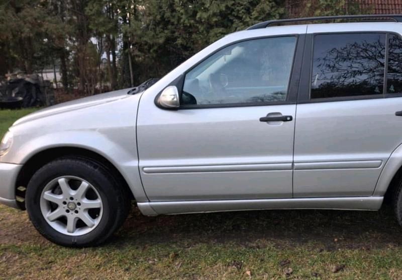 Gebraucht Mercedes ML270 2004 Silber SUV