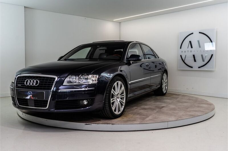 Grau Gebraucht 2005 Audi A8 Proline Limousine | 12.980 € (Fairer Preis) - Bild 1/4