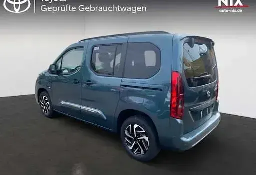 Neu Toyota Proace Verso City 110 PS (80 kW) 2026 Blau Kombi
