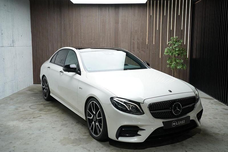 Weiß Gebraucht 2018 Mercedes E43 AMG AMG Limousine | 35.900 € (Etwas zu teuer) - Bild 1/4