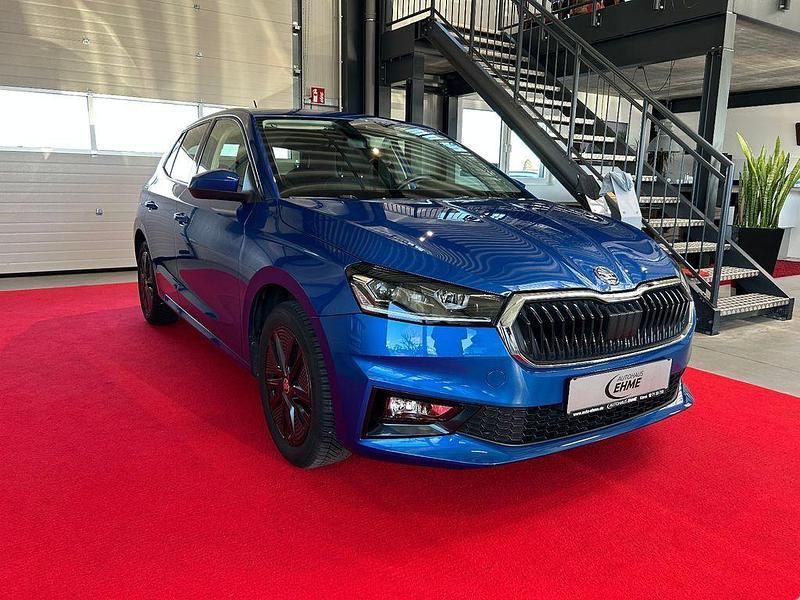 Gebraucht Skoda Fabia Style 95 PS (69 kW) 2022 Raceblau metallic Kleinwagen