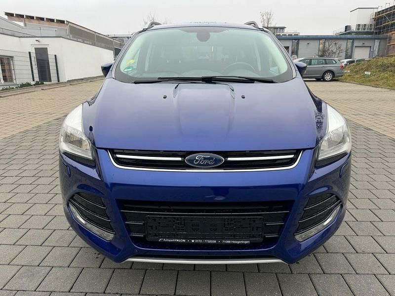 Gebraucht Ford Kuga Titanium 179 PS (131 kW) 2015 Blau SUV