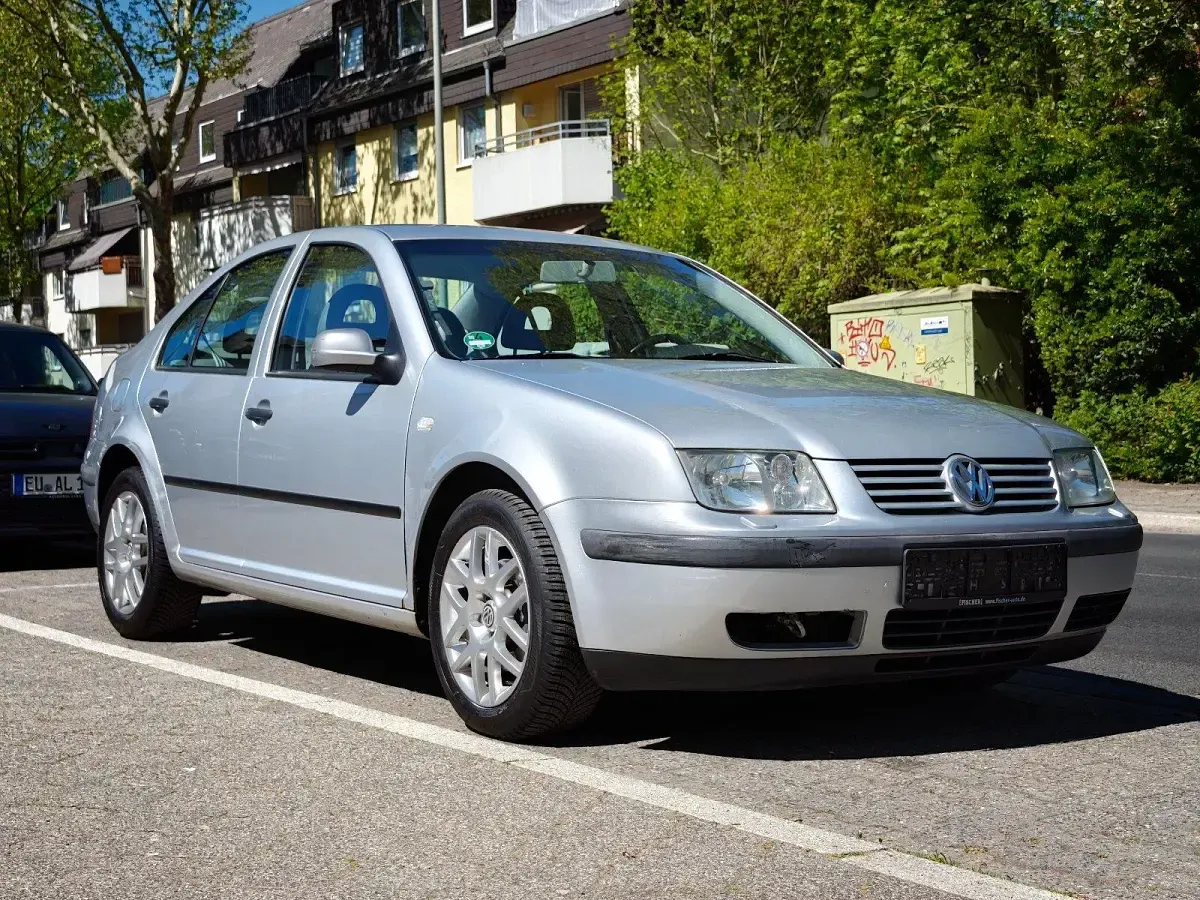 Occasion VW Bora 105 ch (77 kW) 2001 Argent Berline