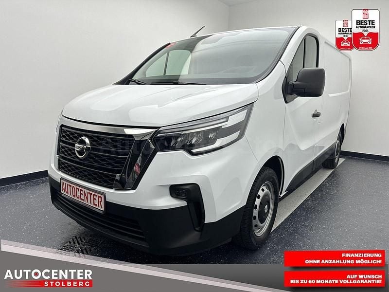 Weiß Gebraucht 2023 Nissan Primastar Acenta Van / Kleinbus | 23.790 € (Etwas zu teuer) - Bild 1/3