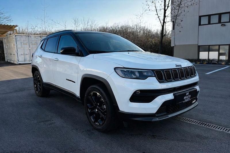 Gebraucht Jeep Compass Limited 131 PS (96 kW) 2022 Weiß SUV