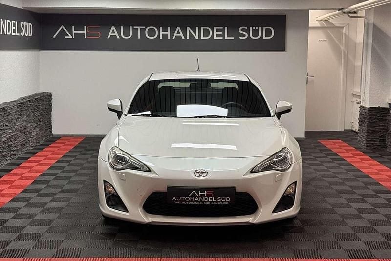 Gebraucht Toyota GT86 GT 200 PS (147 kW) 2013 Satin white Coupé