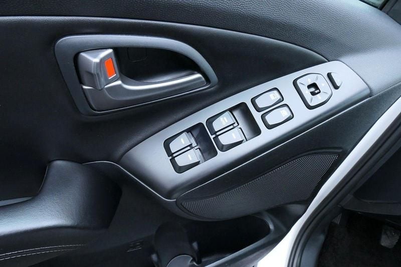 Gebraucht Hyundai Tucson 135 PS (99 kW) 2014 Weiß SUV