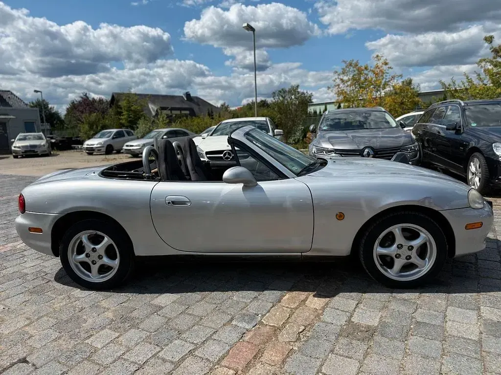 Gebraucht Mazda MX5 110 PS (80 kW) 2003 Silber Cabrio