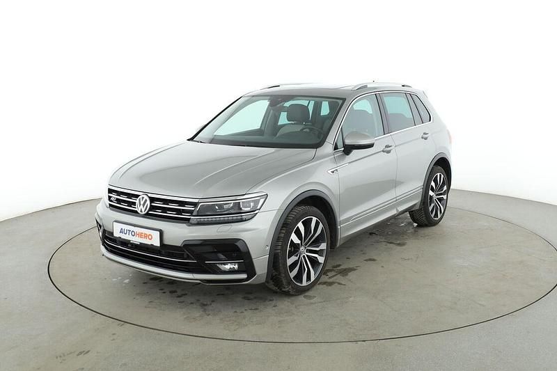 Silber Gebraucht 2017 VW Tiguan Highline SUV | 27.780 € (Teuer) - Bild 1/3