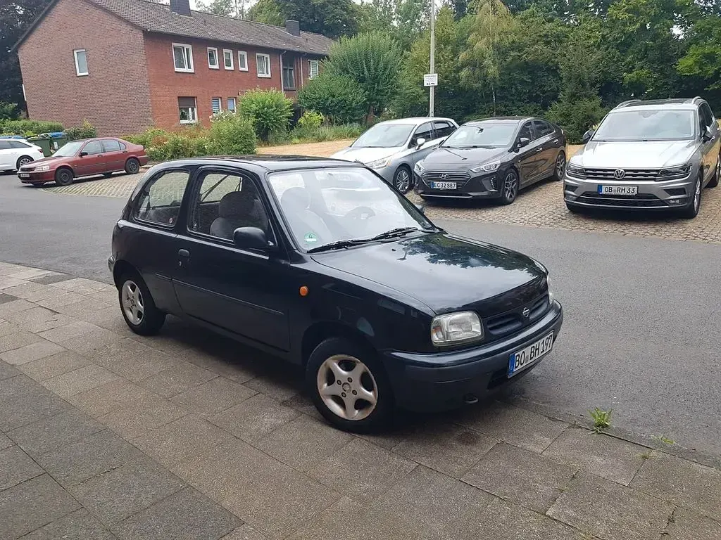 Gebraucht Nissan Micra 54 PS (39 kW) 1997 Schwarz Kleinwagen