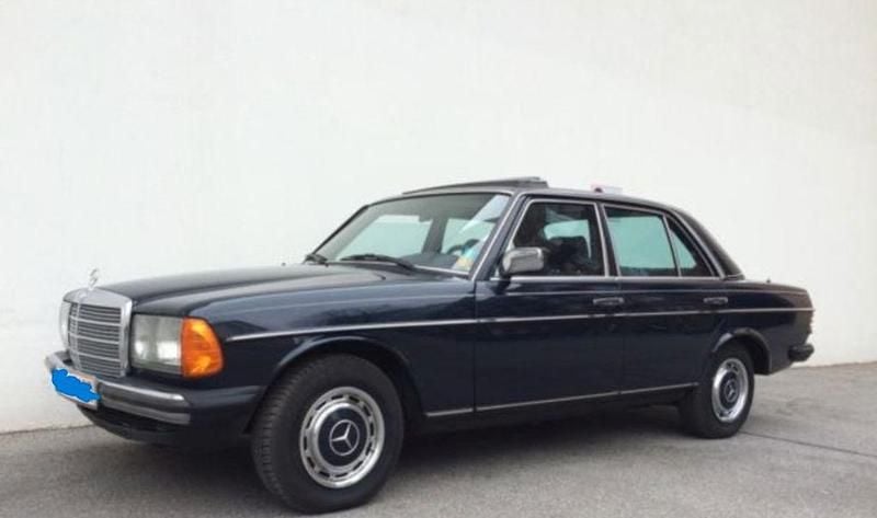 Gebraucht Mercedes 200 60 PS (44 kW) 1982 Limousine