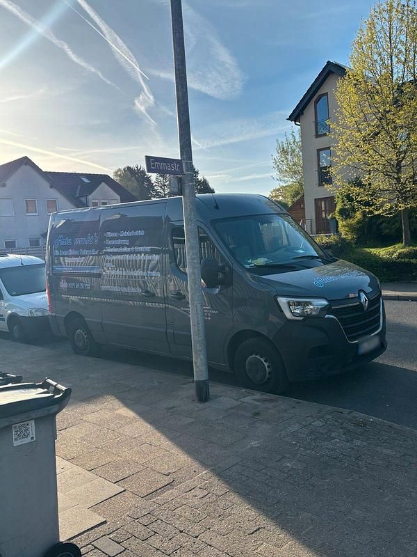 Second-hand Renault Master 136 CP (100 kW) 2021 Gri Monovolum