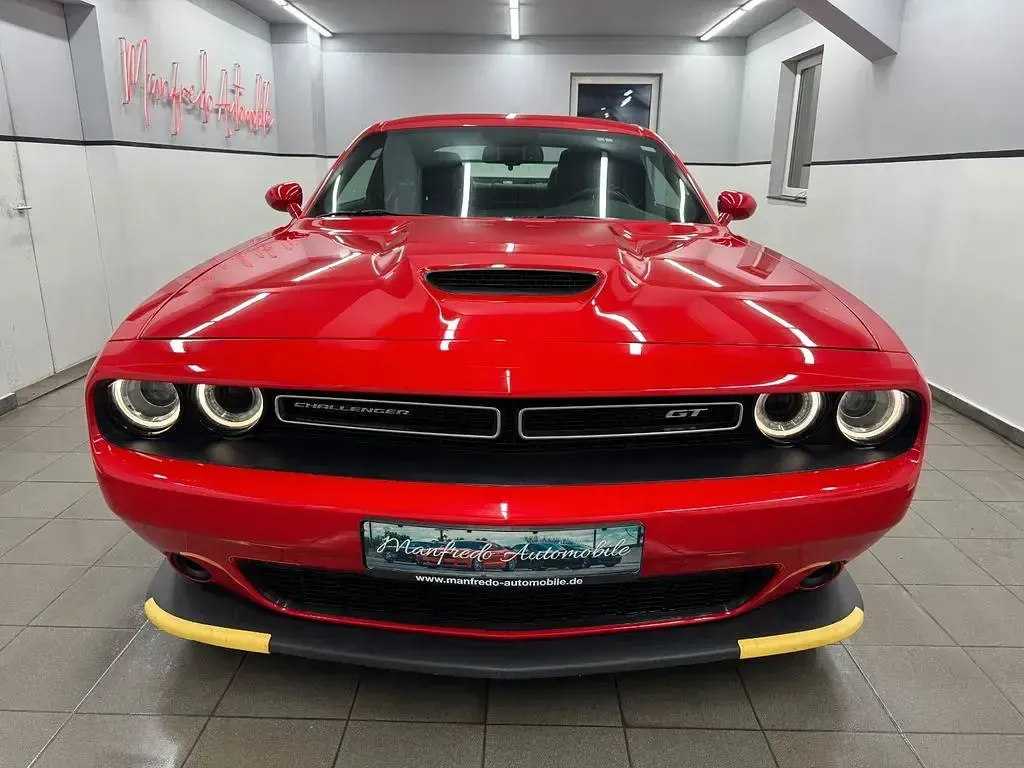 Używany Dodge Challenger 309 KM (227 kW) 2023 Czerwony Coupe