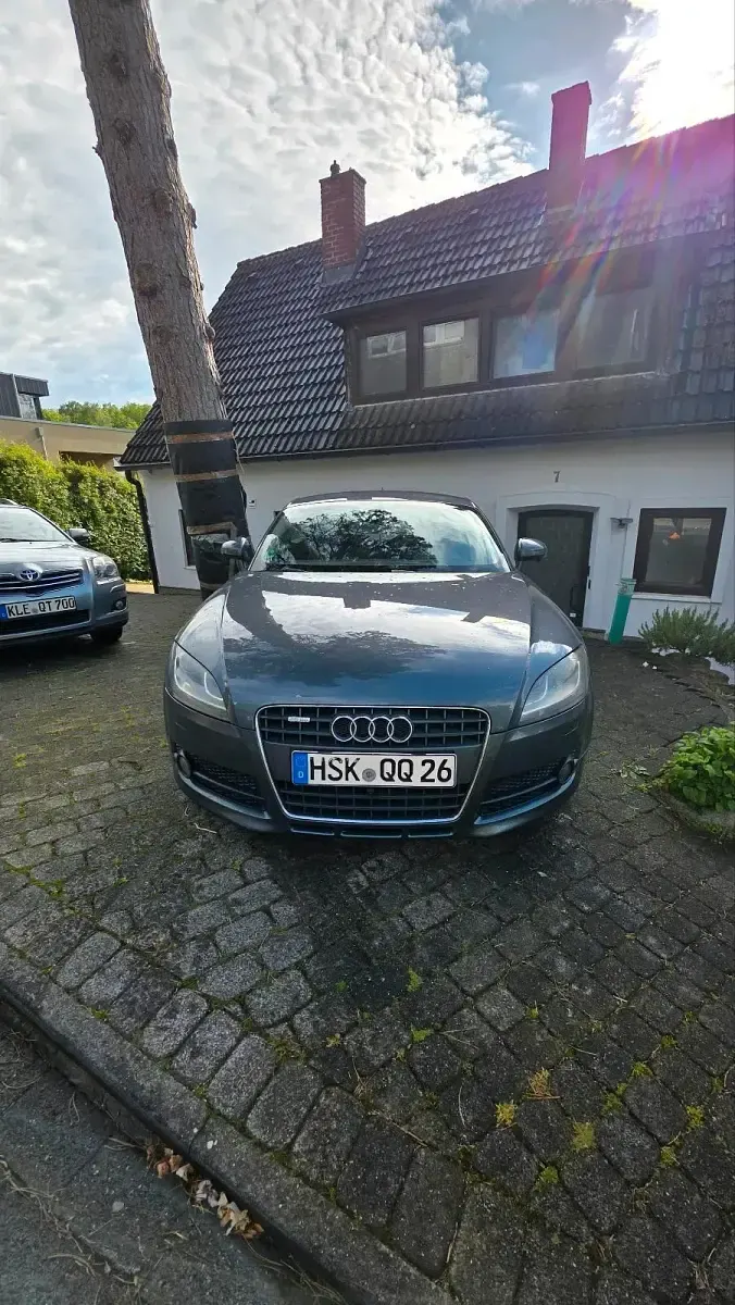 Second-hand Audi TT Premium 260 CP (191 kW) 2008 Gri Coupe