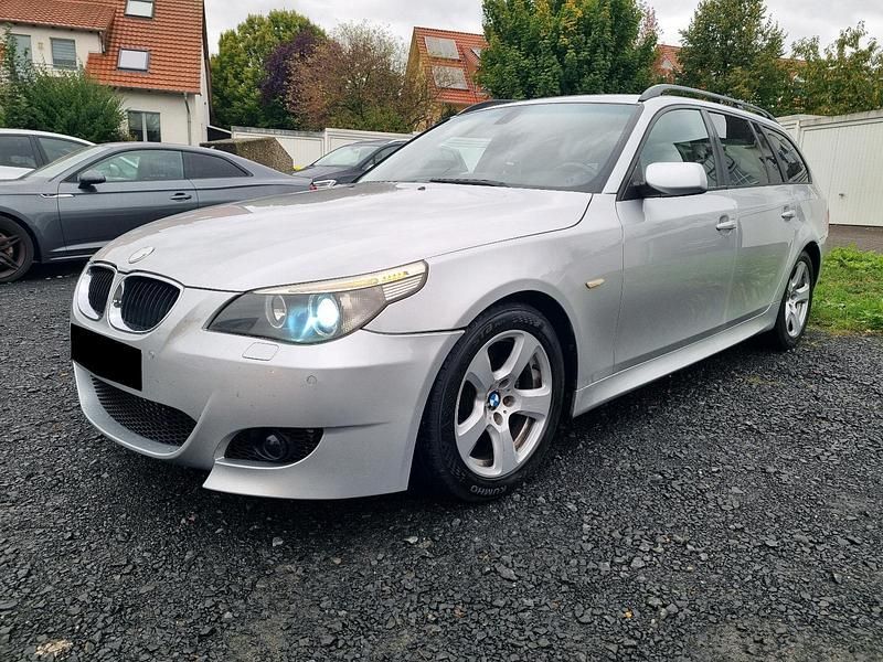 Schwarz Gebraucht 2005 BMW 525 M Sport Kombi | 2.690 € - Bild 1/4